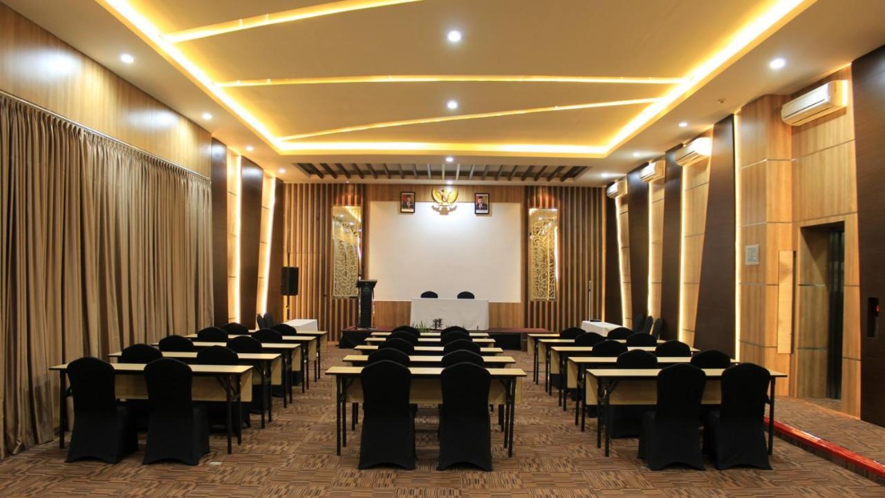 Khas Semarang Hotel Luaran gambar